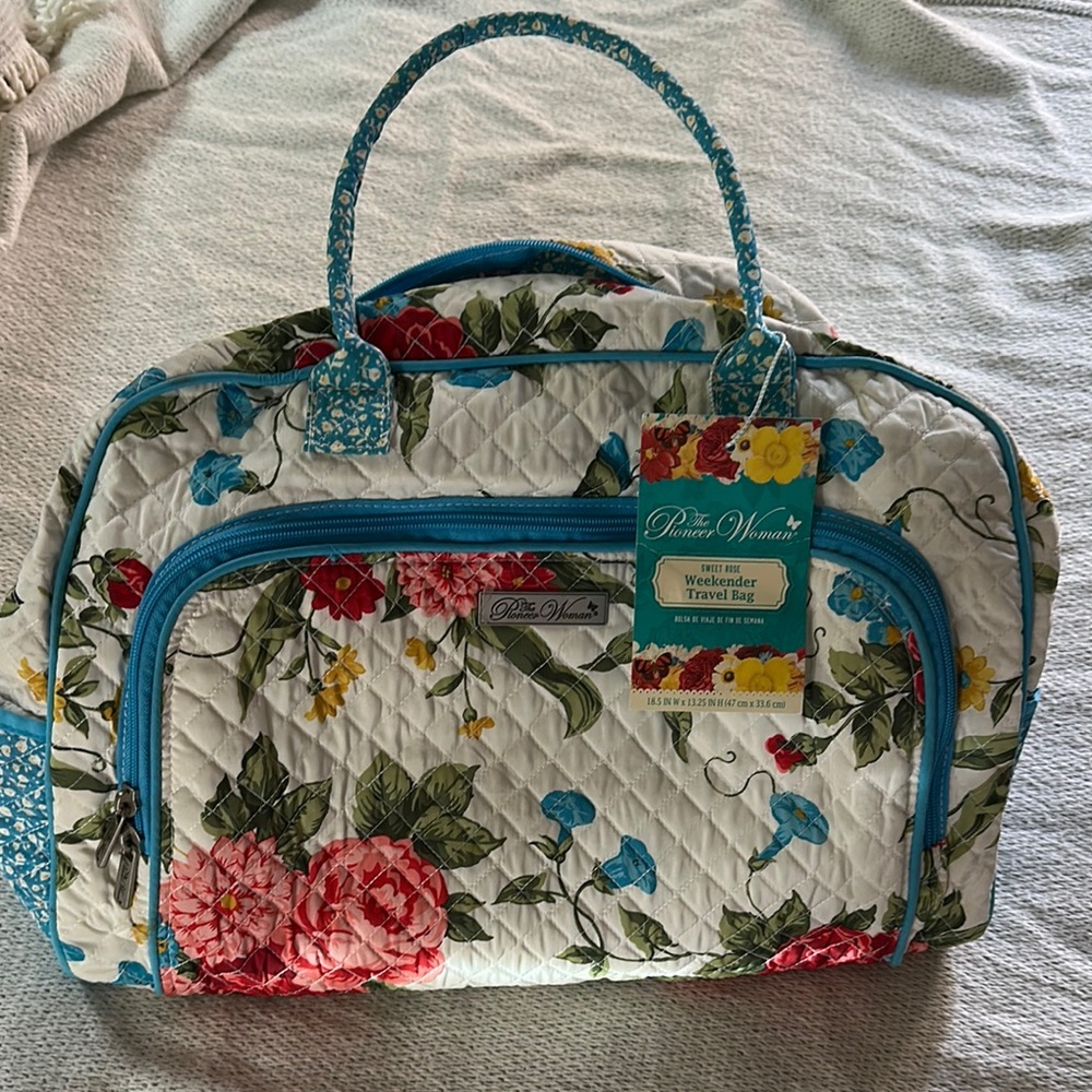 The Pioneer Woman Floral Quilted Bag - Multicolor